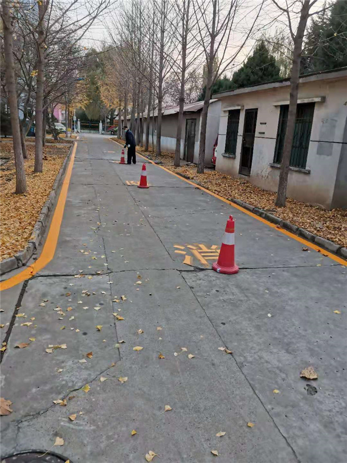 道路標(biāo)線施工