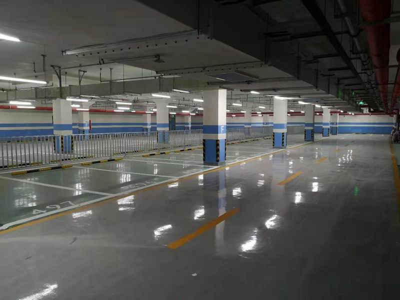 地下車庫劃線 