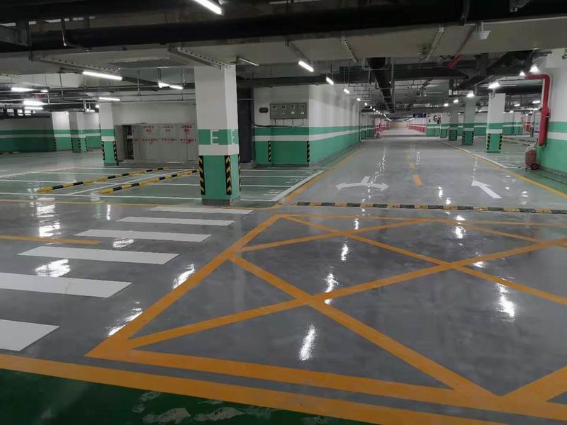 地下車庫劃線 