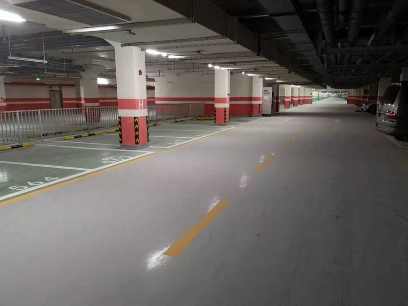 地下車庫劃線 